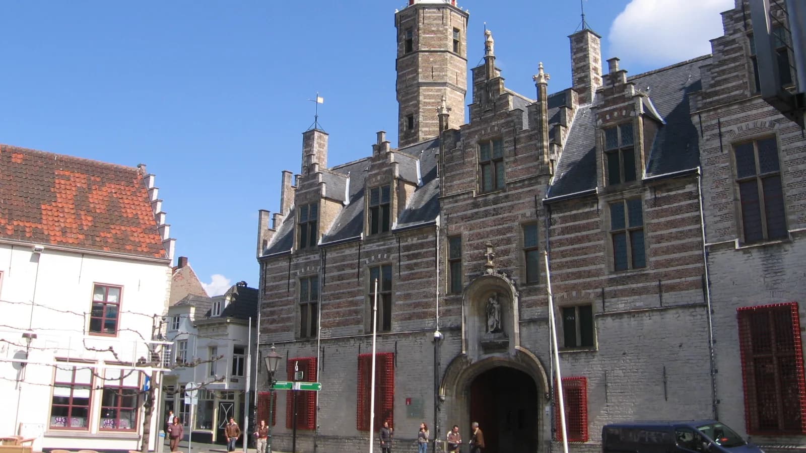 Zicht op stadspaleis het Markiezenhof in Bergen op Zoom